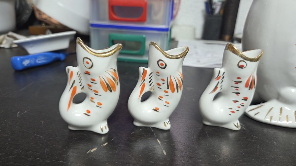 Порцеланова бутилка с чаши