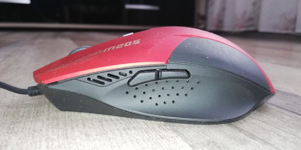 Boxe, tastatura, mouse