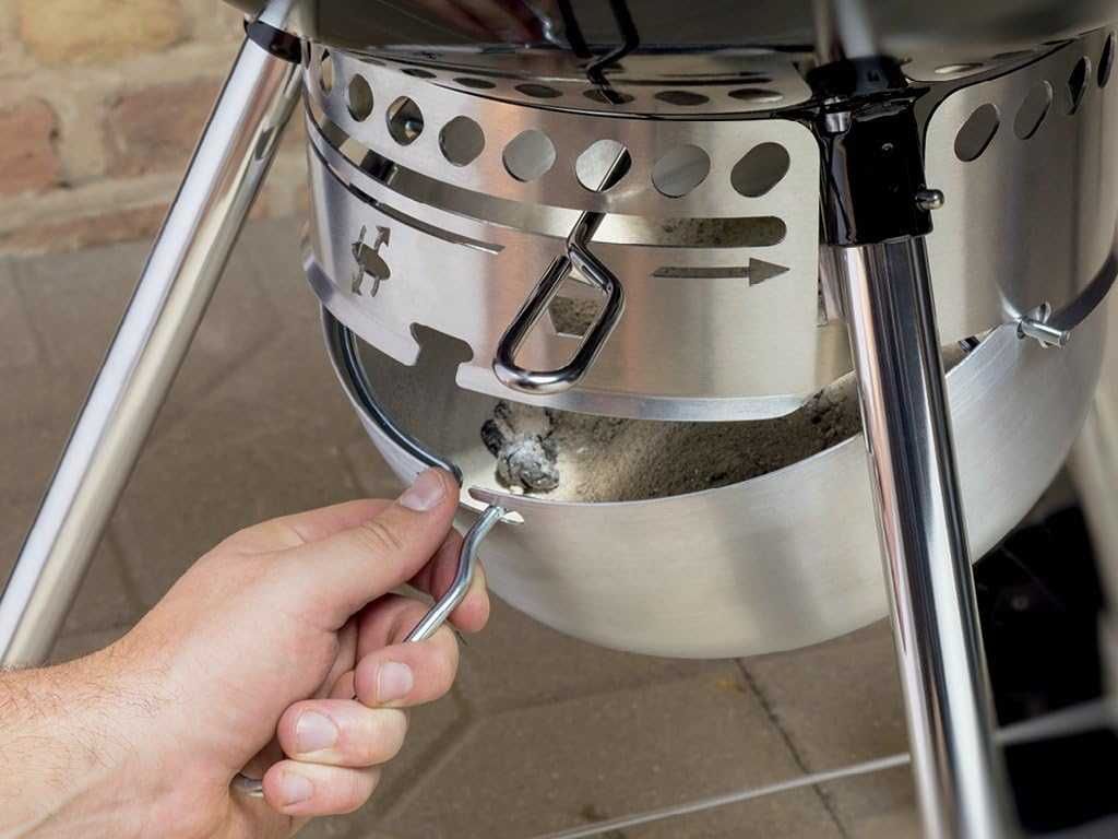 Угольный гриль Weber Master-Touch Charcoal Grill (57cm) Новый!