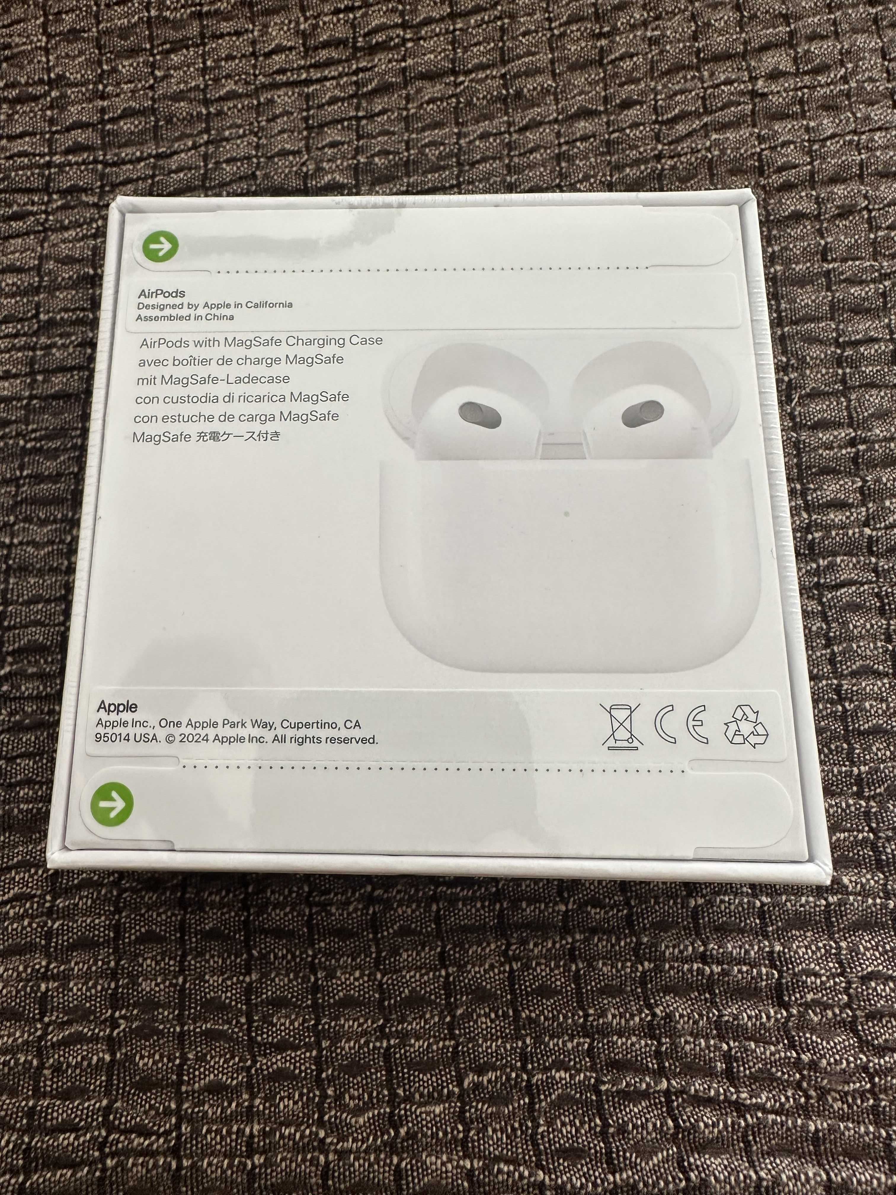 *оригинални* Аpple AirPods 3 (generation) с *гаранция една година*