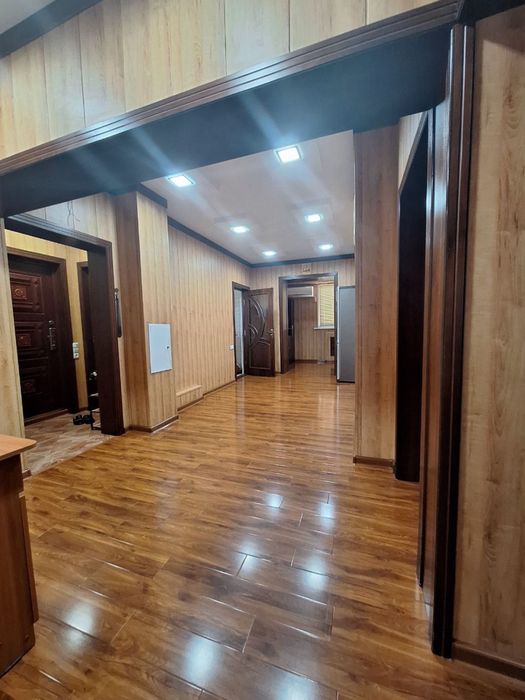 Госпитальный базар  3/5/9 две спальни