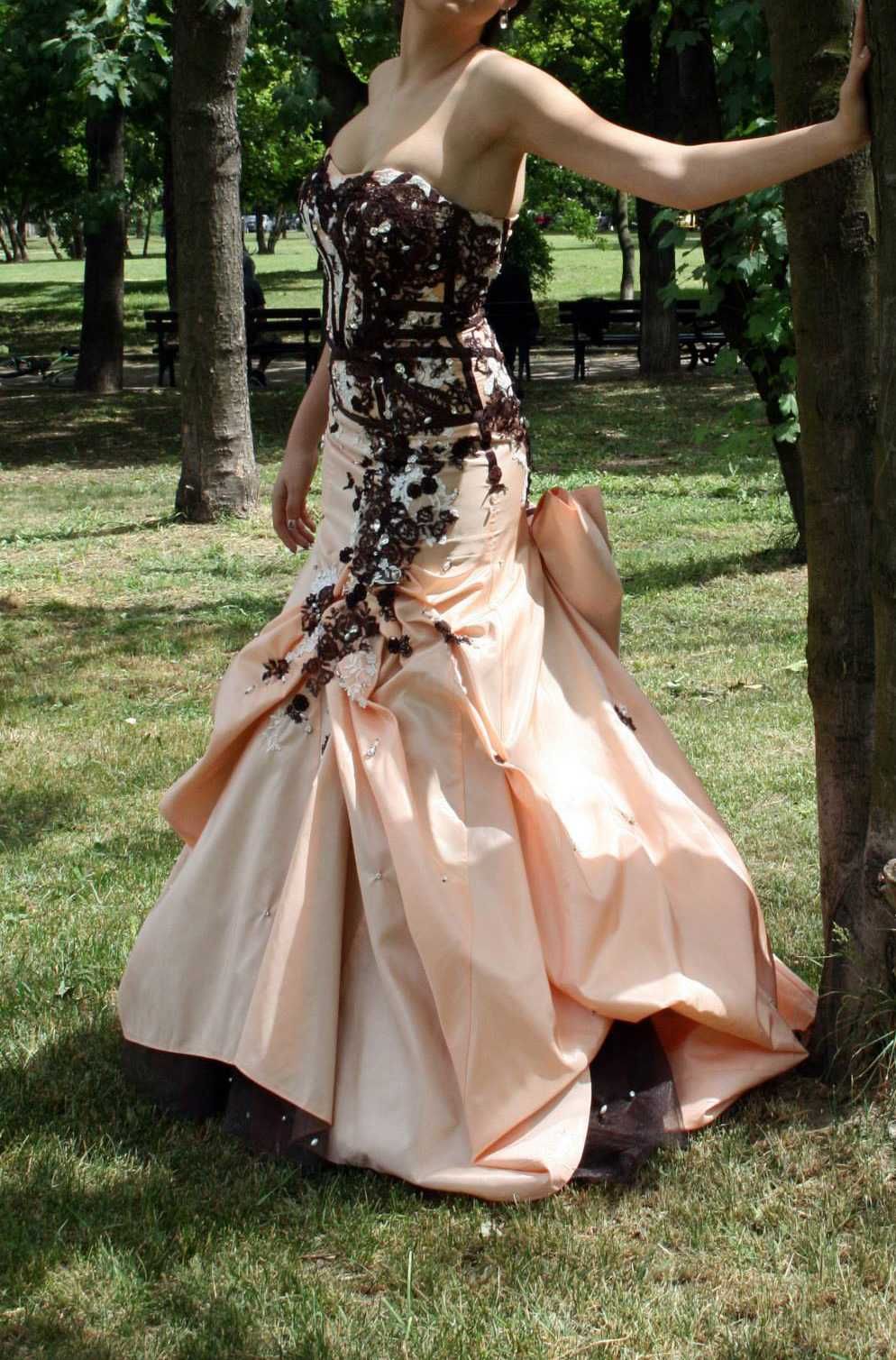 Абитуриентска рокля - по поръчка, дизайнер Тери Георгиева