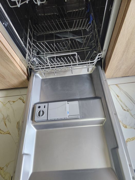 Masina de spalat vase hansa