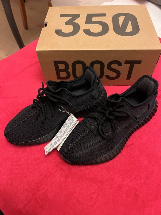 Adidas Yeezy Boost 350 V2 Onyx – Noi, cu etichetă!