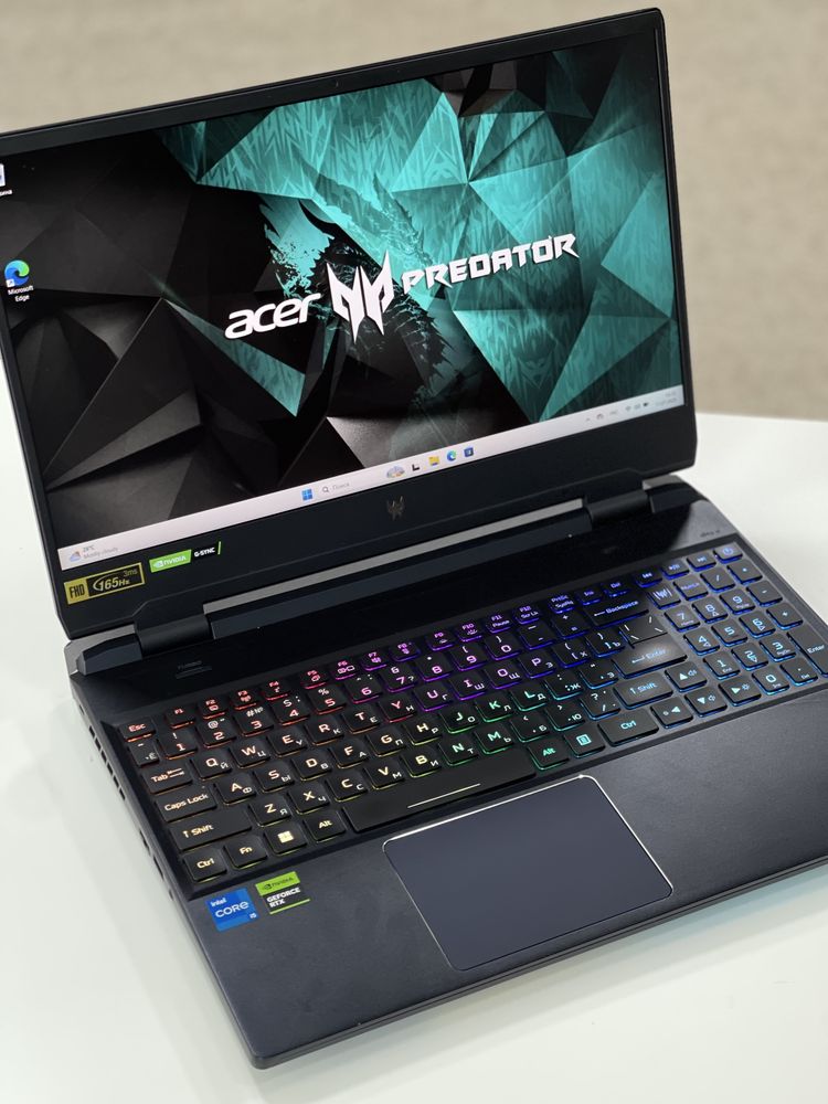 Продается Acer Predator Helios 300