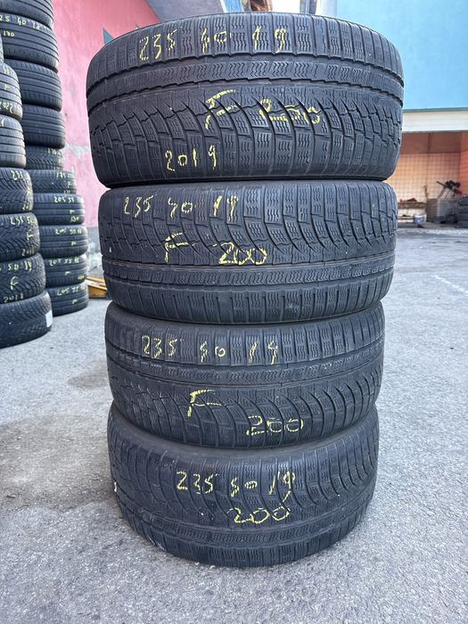 235-40-19 iarna nokian