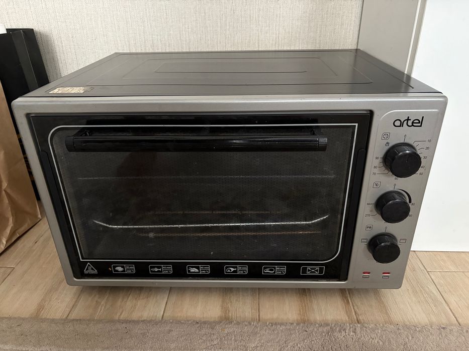 Мини печь Artel (очень мало использованная)