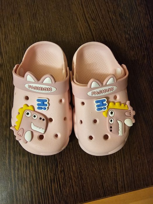 Încăltări tip crocs roz mărime 22-23