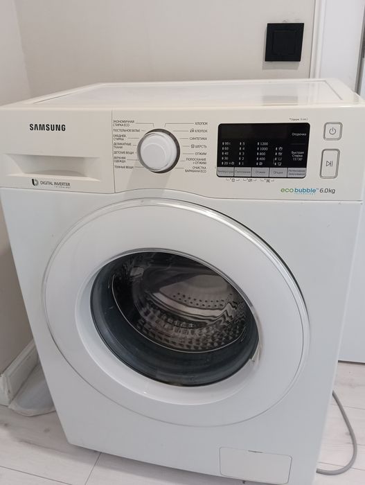 Продам стиральную машину самсунг на запчасти