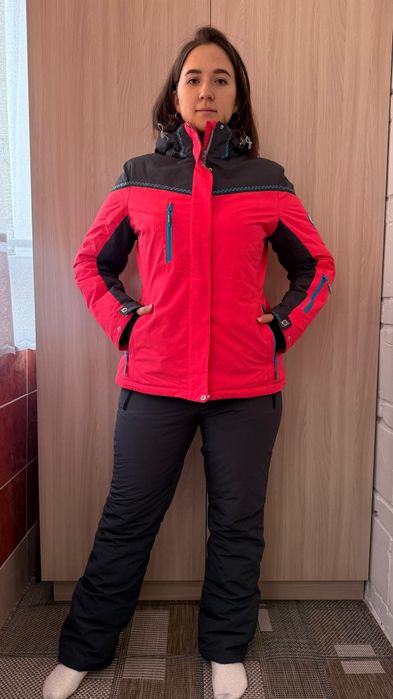 Продам горнолыжный костюм