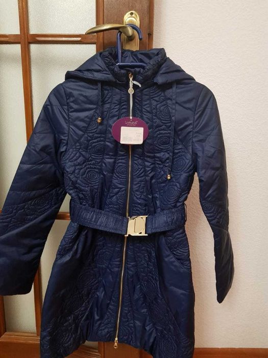 Продам  новое пальто на девочку Турция