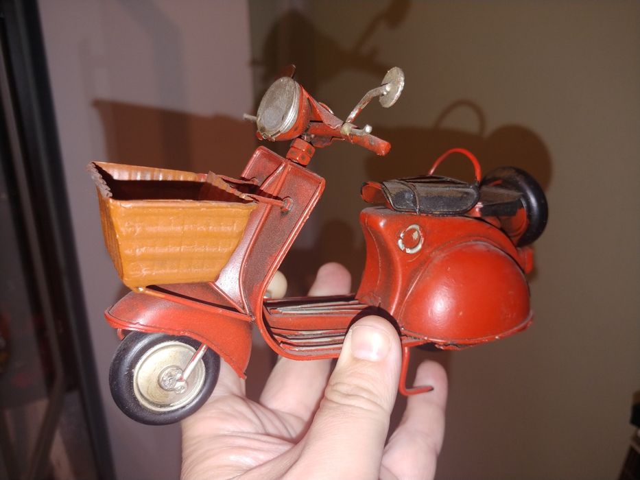 Machete scutere Maisto Newray Vespa bicicleta motocicleta