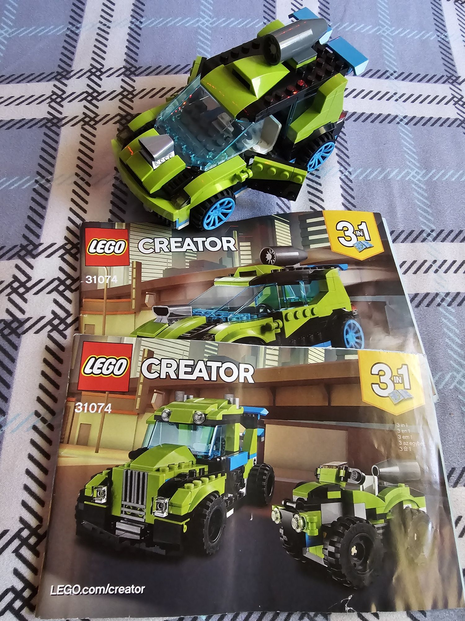Lego creator 3 în 1 31074