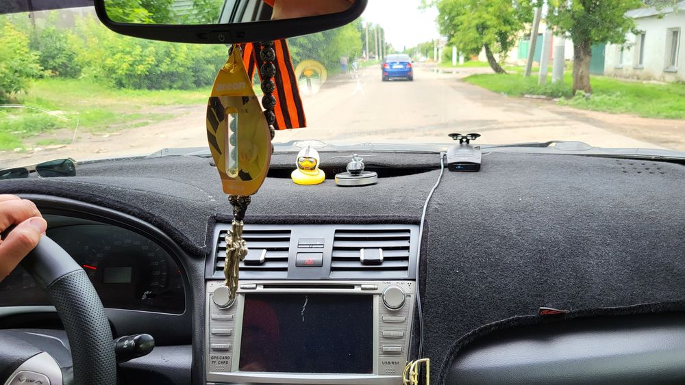 Продам 2хдиновую магнитолу камри 40.45