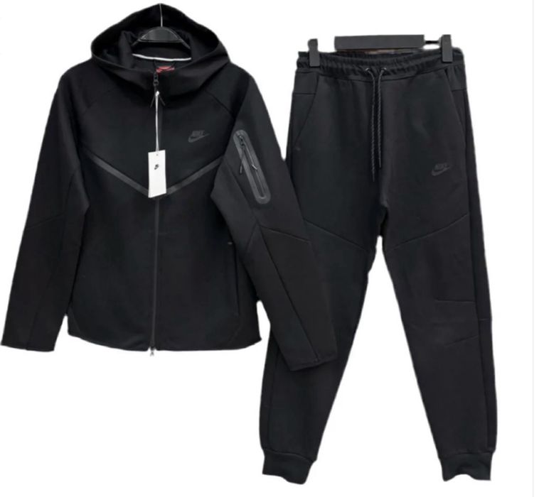 Compleu Nike Tech FULL BLACK Calitate Premium (S;M;L)
