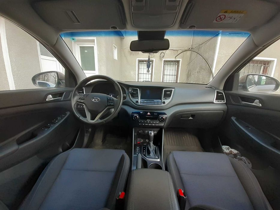 Vând Hyundai Tucson 2015, 2.0 diesel, 136 CP, 4x4, automată, Euro 6