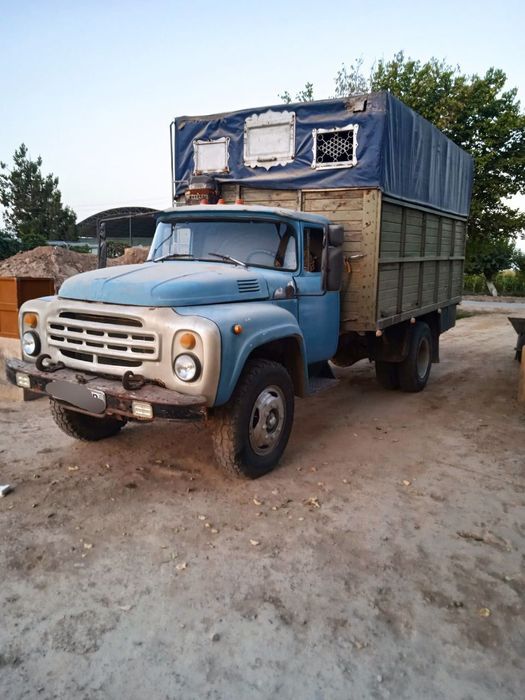 Zil 130 sotiladi
