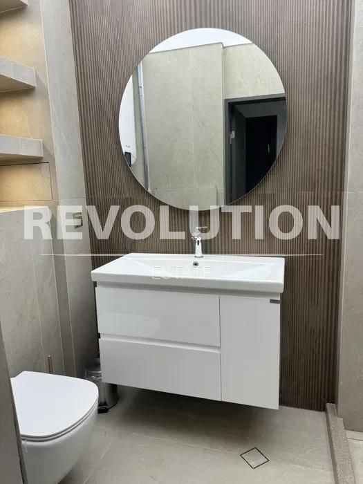 Дава се под наем Двустаен апартамент в Варна, Бриз - 75 кв.м за 950 € - Снимка #5