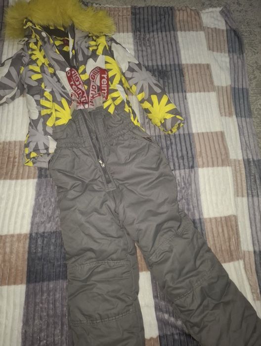 Куртка и комбинезон