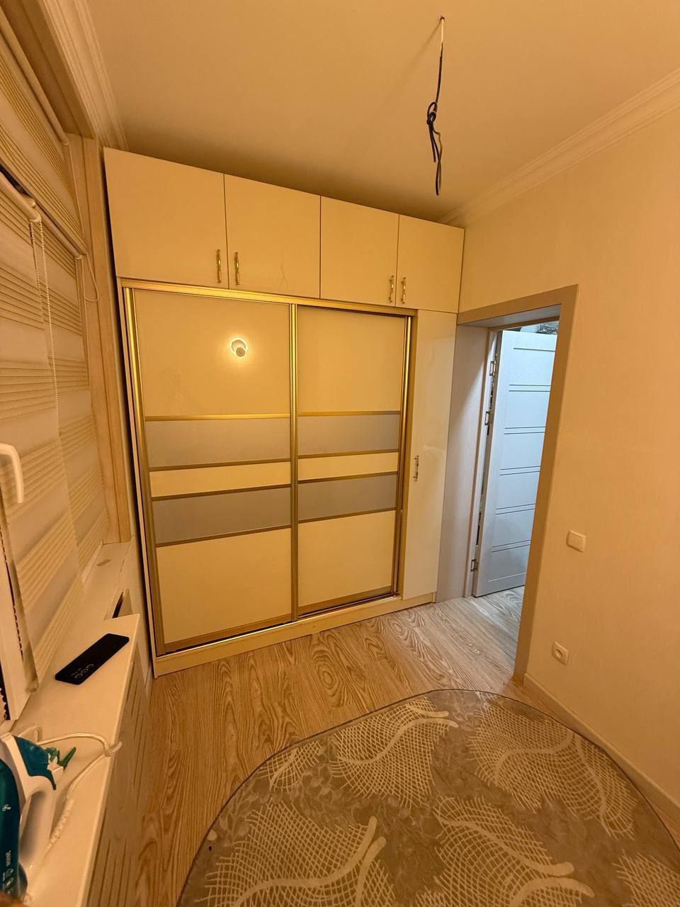 Срочно продаётся 1/4/4 Авиасозлар 1