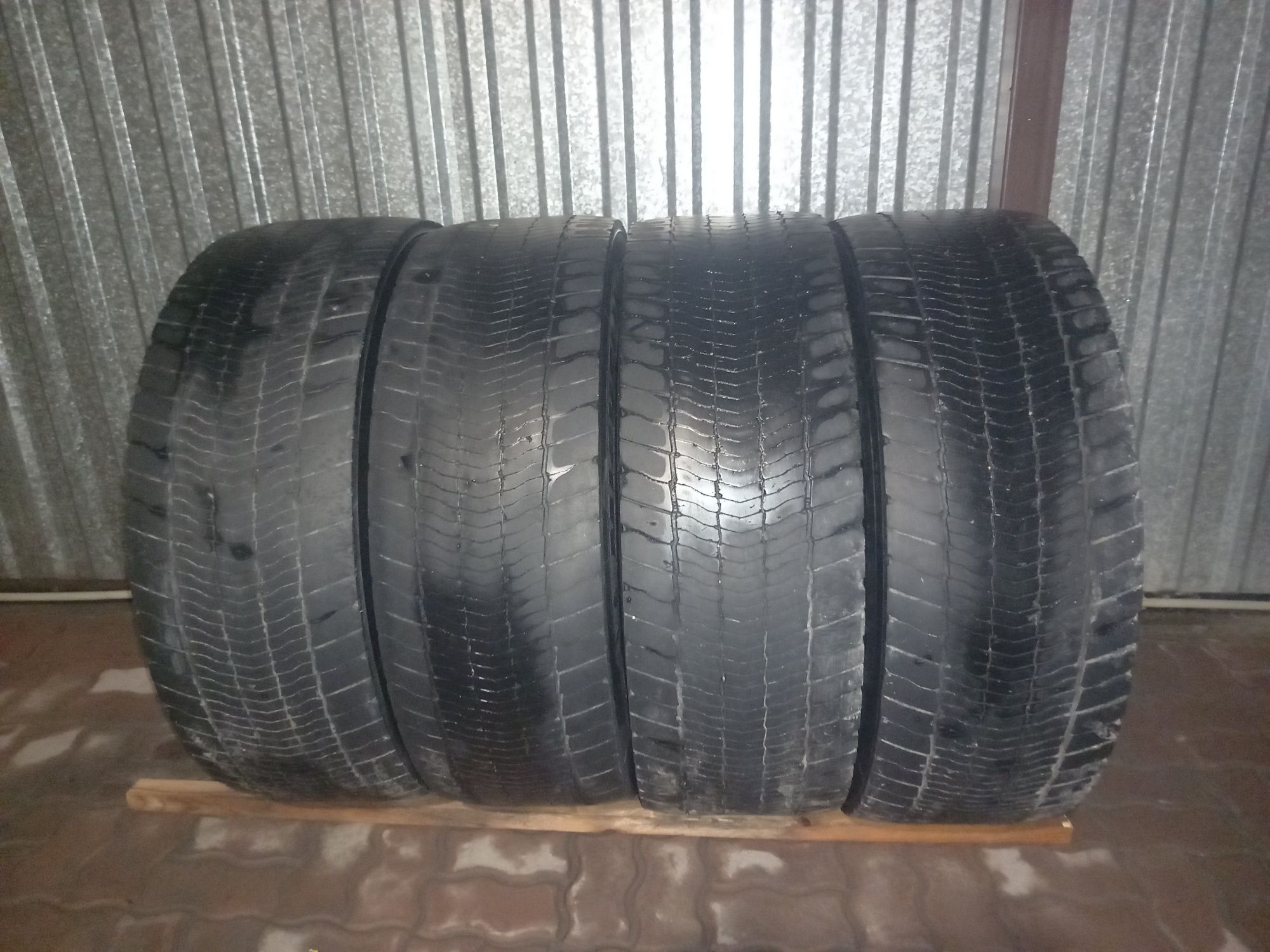 Продам шины мишелин 4 штук