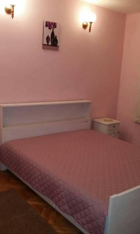 Тристаен  апартамент в кв. Каменица 2