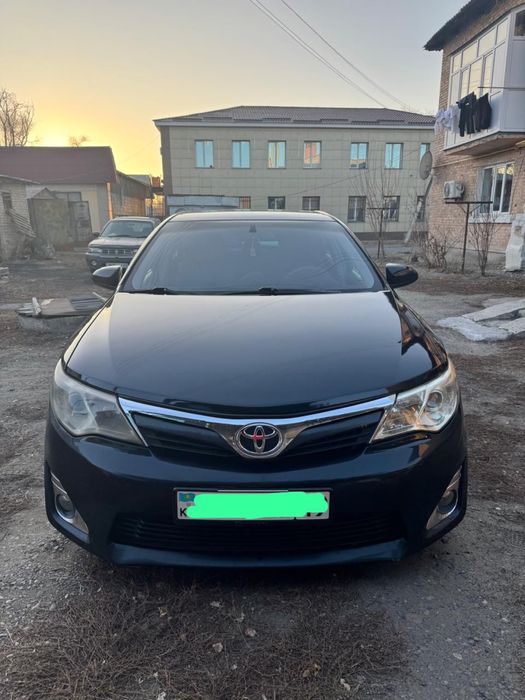 Toyota camry 2012 года продаю срочно