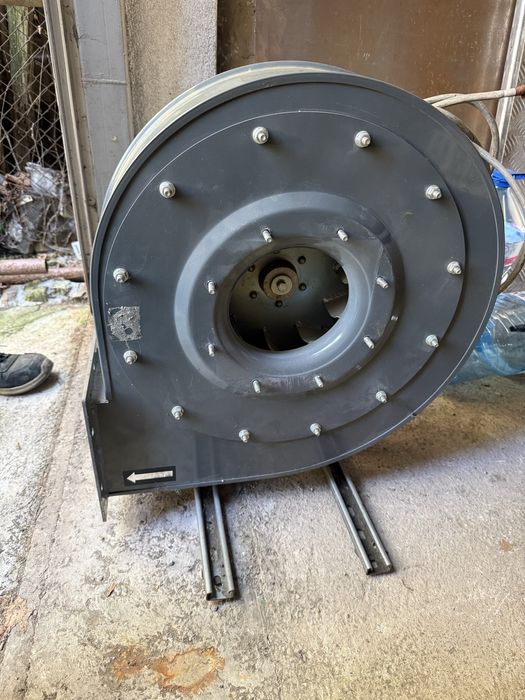 Промишлен Центробежен Вентилатор тип охлюв 2,2 kW