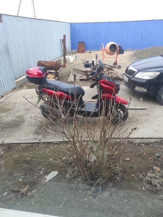 Продам скутер танк