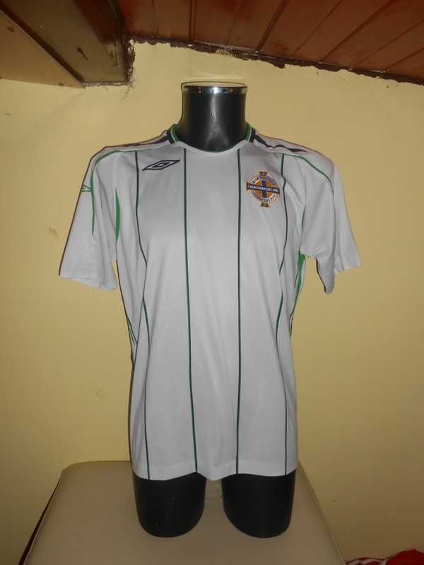 tricou shirt northern ireland umbro marimea  S M si XL