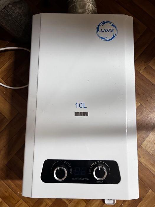 Газовая калонка новая.Водонагреватель LIDER!