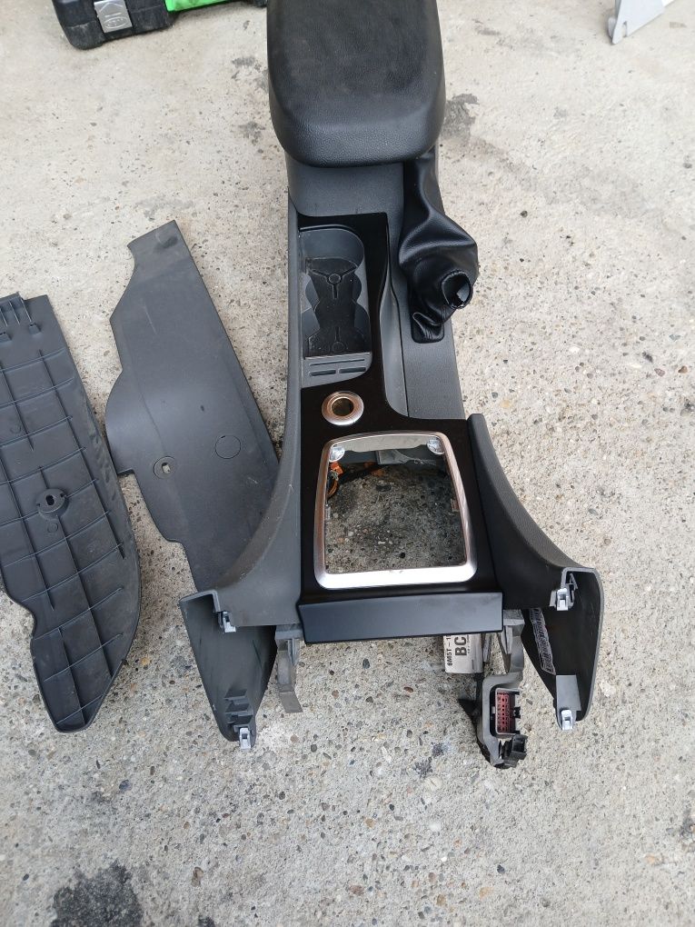 Cotiera ford focus 2 facelift 2005-2011