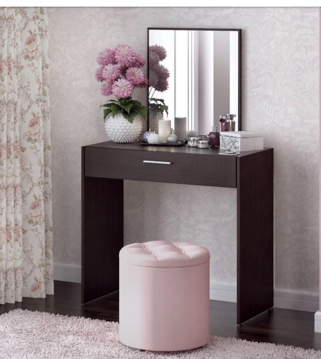 Тоалетка цвят венге