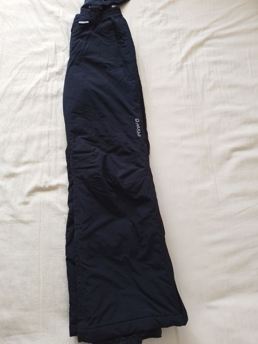 Pantaloni de schi