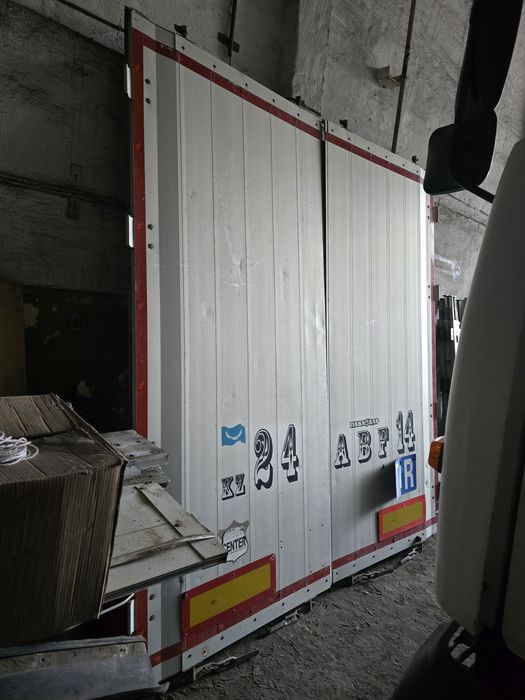 Продам полностью механизм на прицеп! Варота, тент.