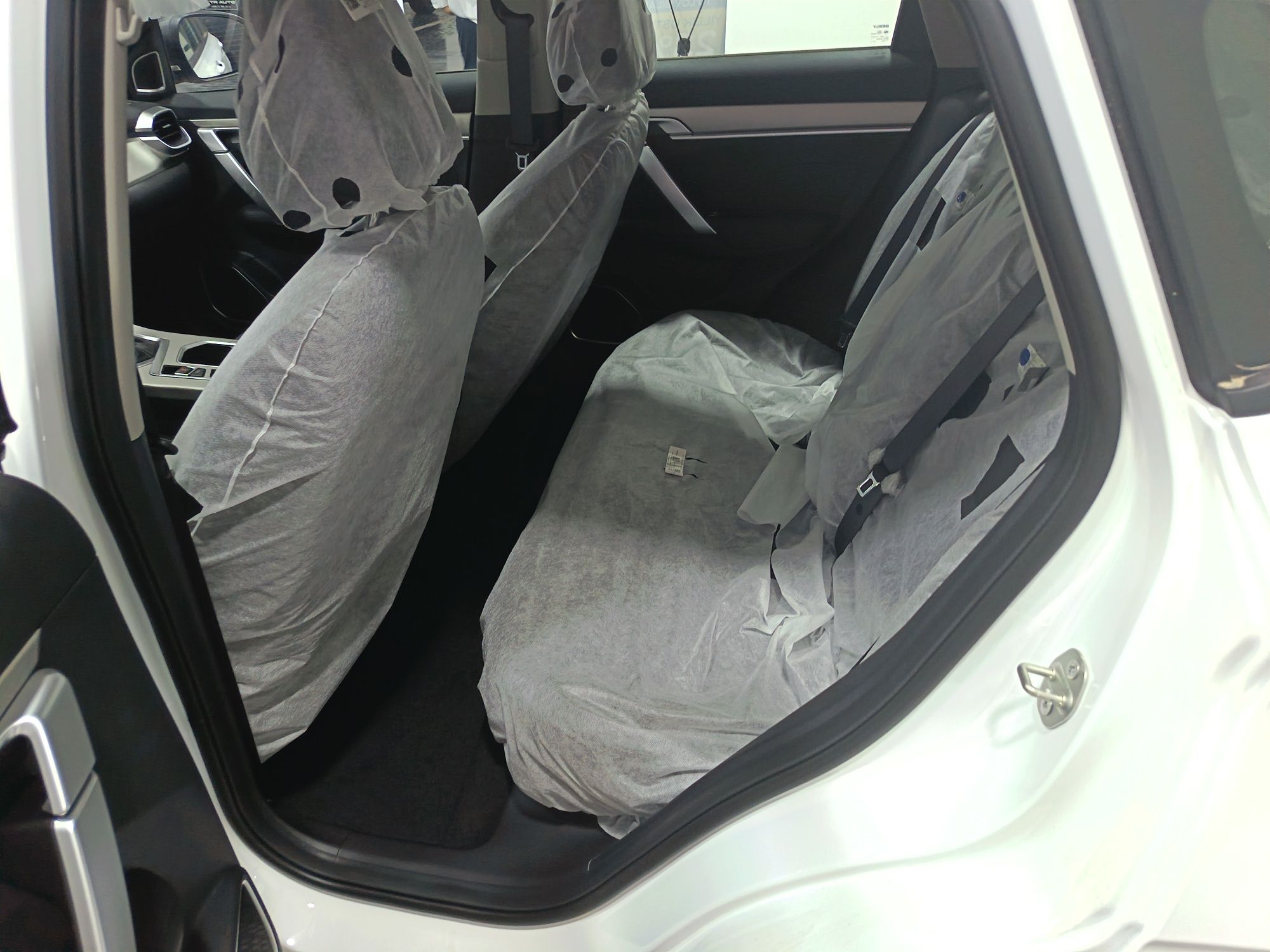 Geely coolray 2025
