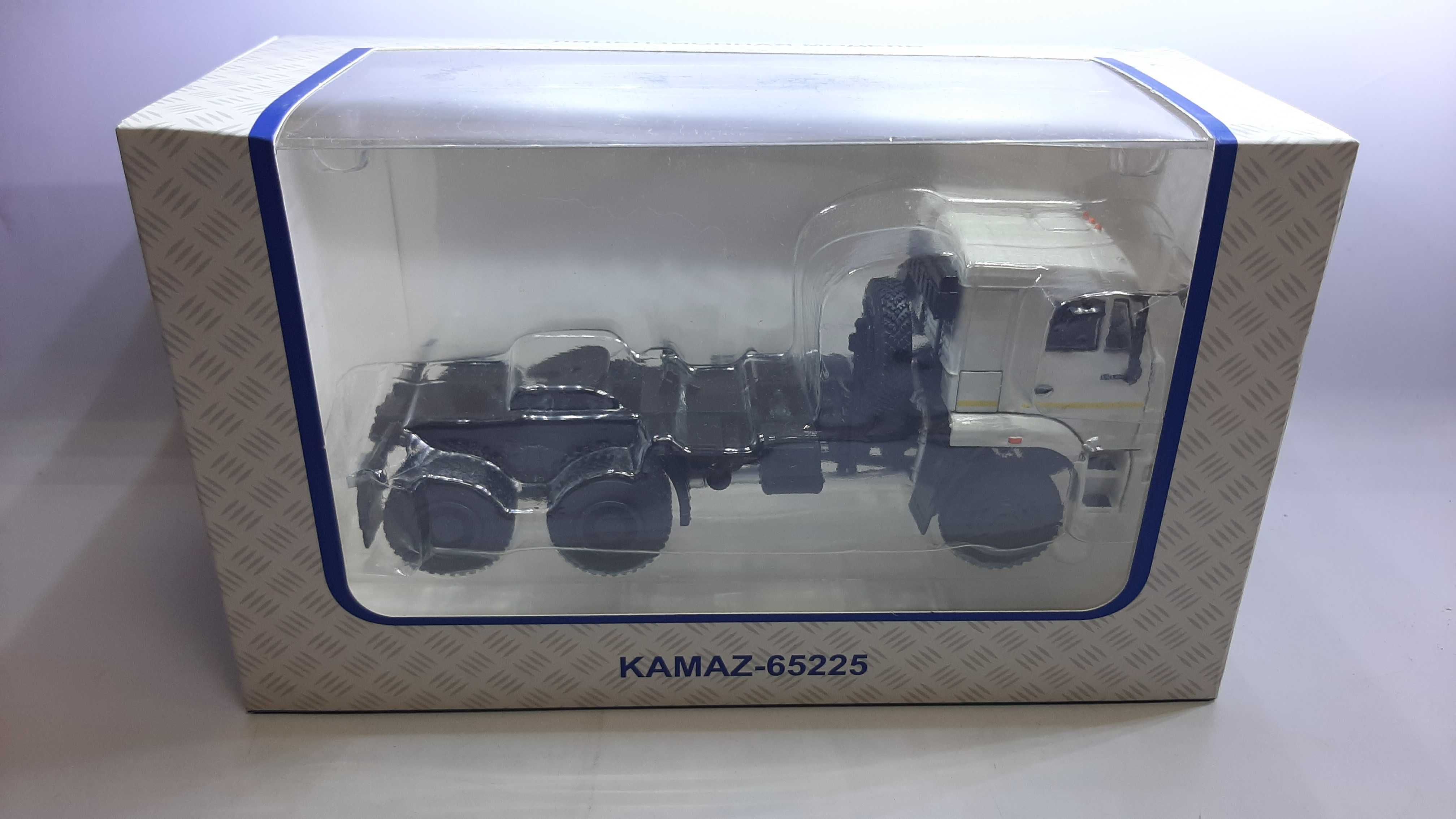 Модель КамАЗ 65225 в масштабе 1/43 (новая)