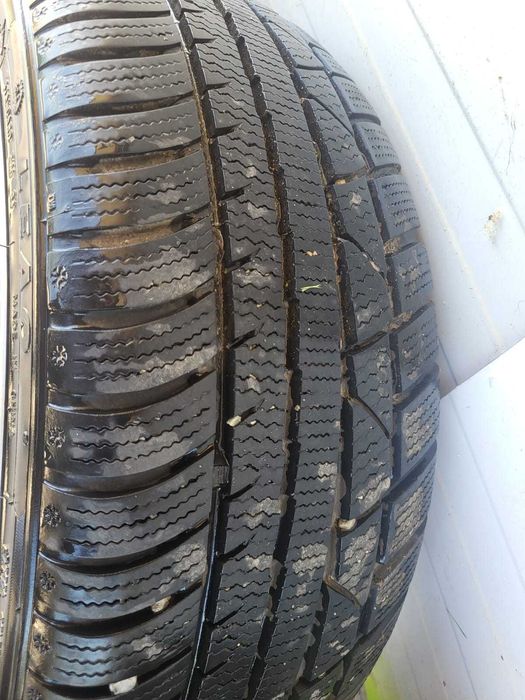 Jante aliaj cu anvelope de iarnă 225/40R18 Vw Passat B6, Golf 6, Jetta