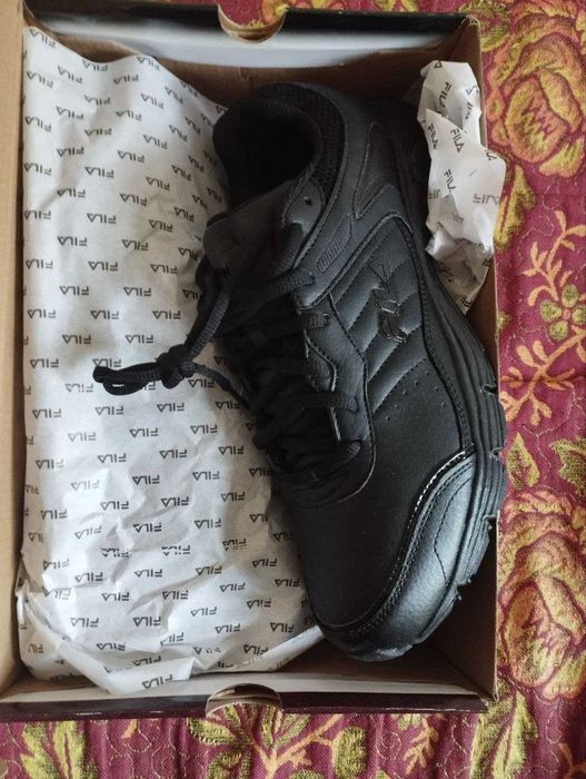 трекинговые кроссовки FILA