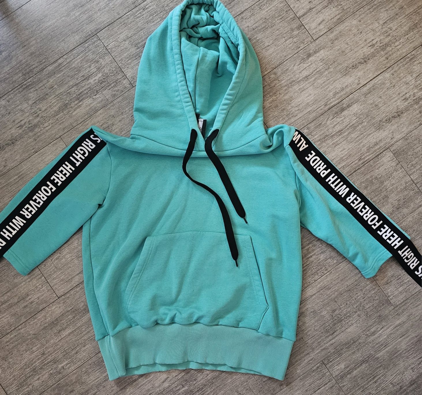 Спортен екип Nickole Collection S размер