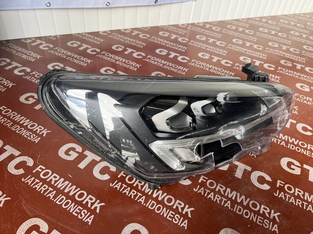 Фар Ford Focus 2019-Full LED