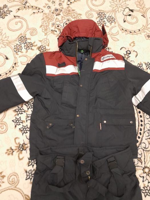 Продам спец одежду зимный