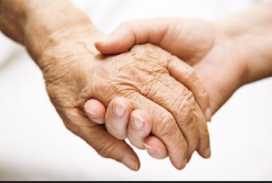 Îngrijire bătrâni