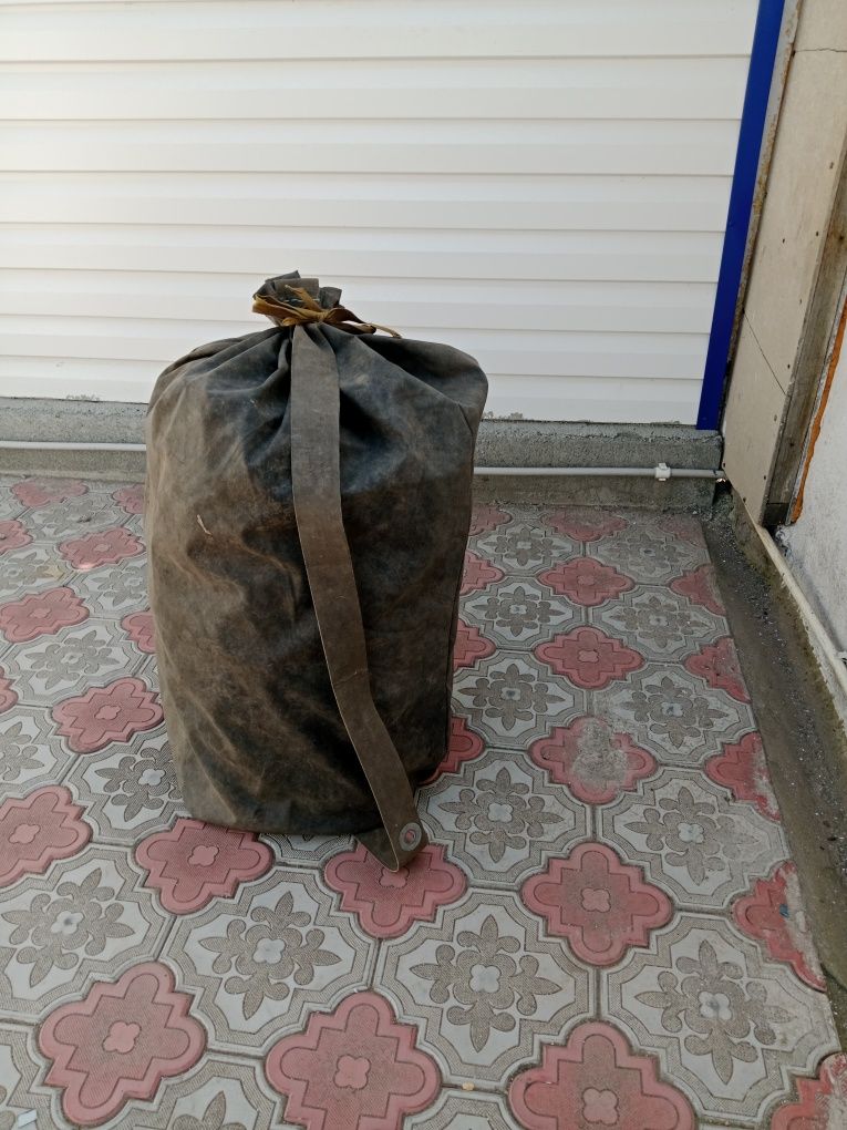 Продам бинокль СССР.