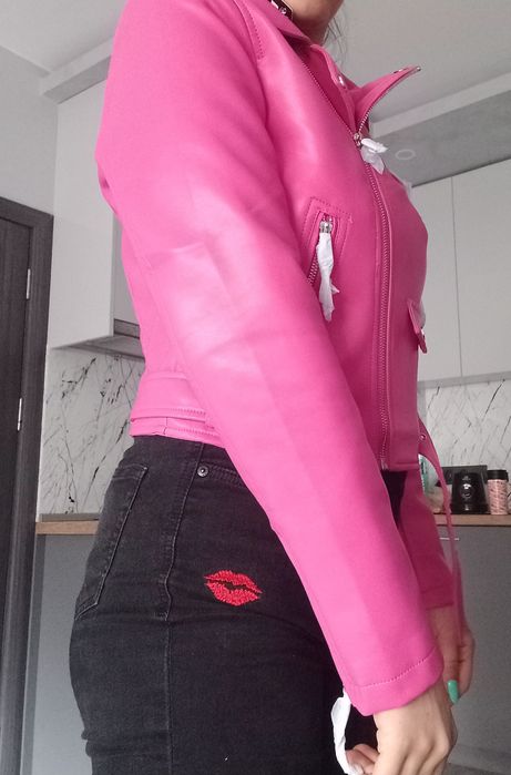 Кожено яке розово