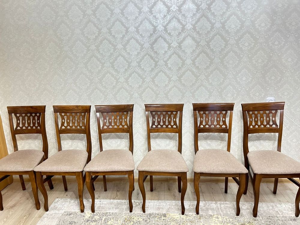 Продаю стулья