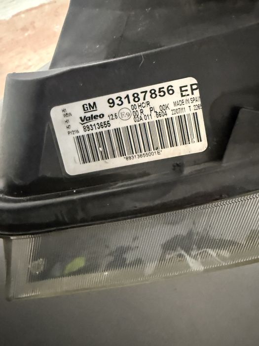 оригинални фарове за Opel Meriva