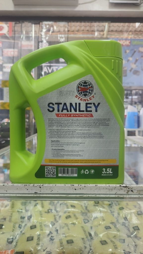 Stanley Fully Synthetic Molygreen 10W-40 3.5L