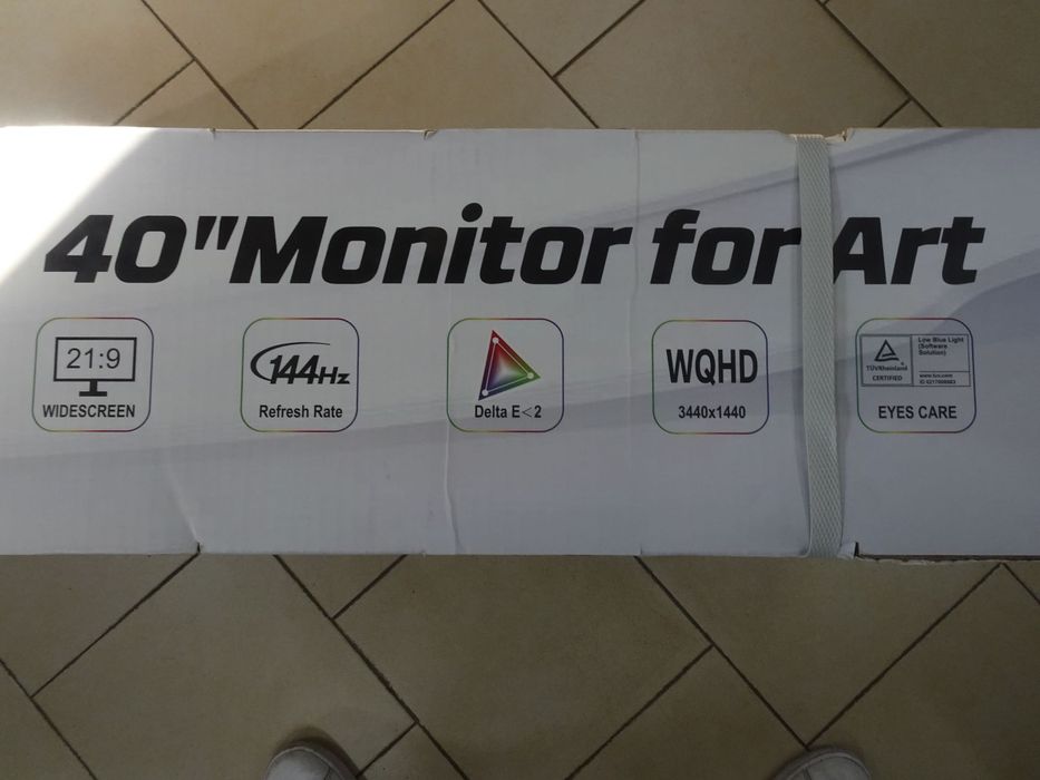 Monitor INNOCN 40"