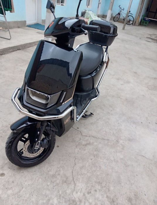 Акумляторлари ва мотори жуда сифатли.